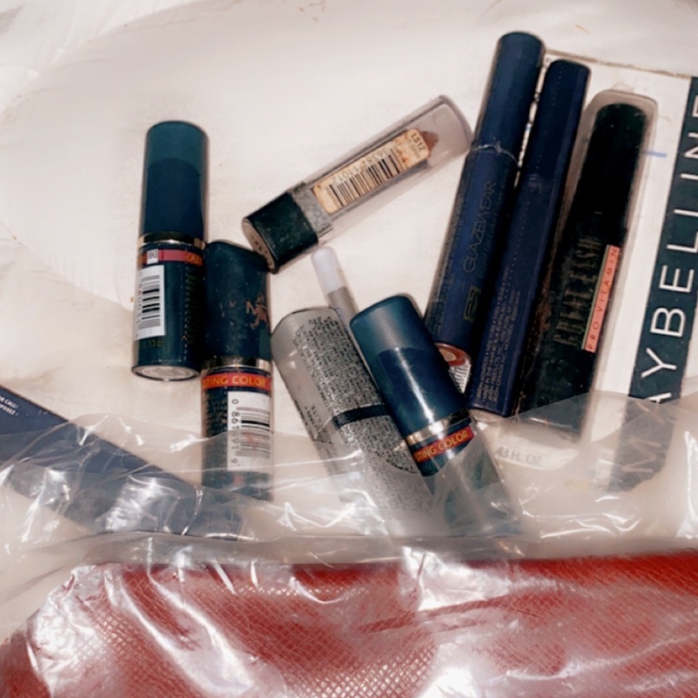 Make up bundle